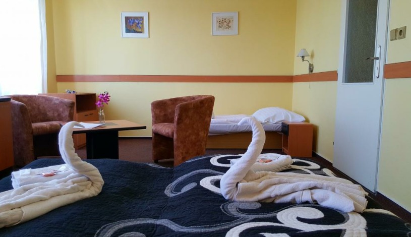 HOTEL MORAVA** Uherské Hradiště